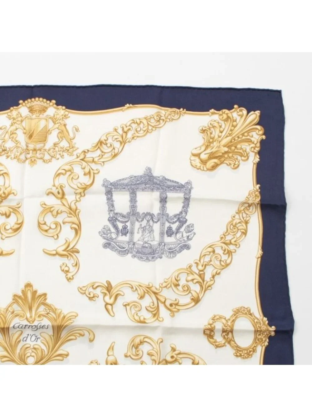 Hermes Carre 70 Silk Carrosses D'or Golden Carriage Scarf White Navy 70 - Picture 3 of 9